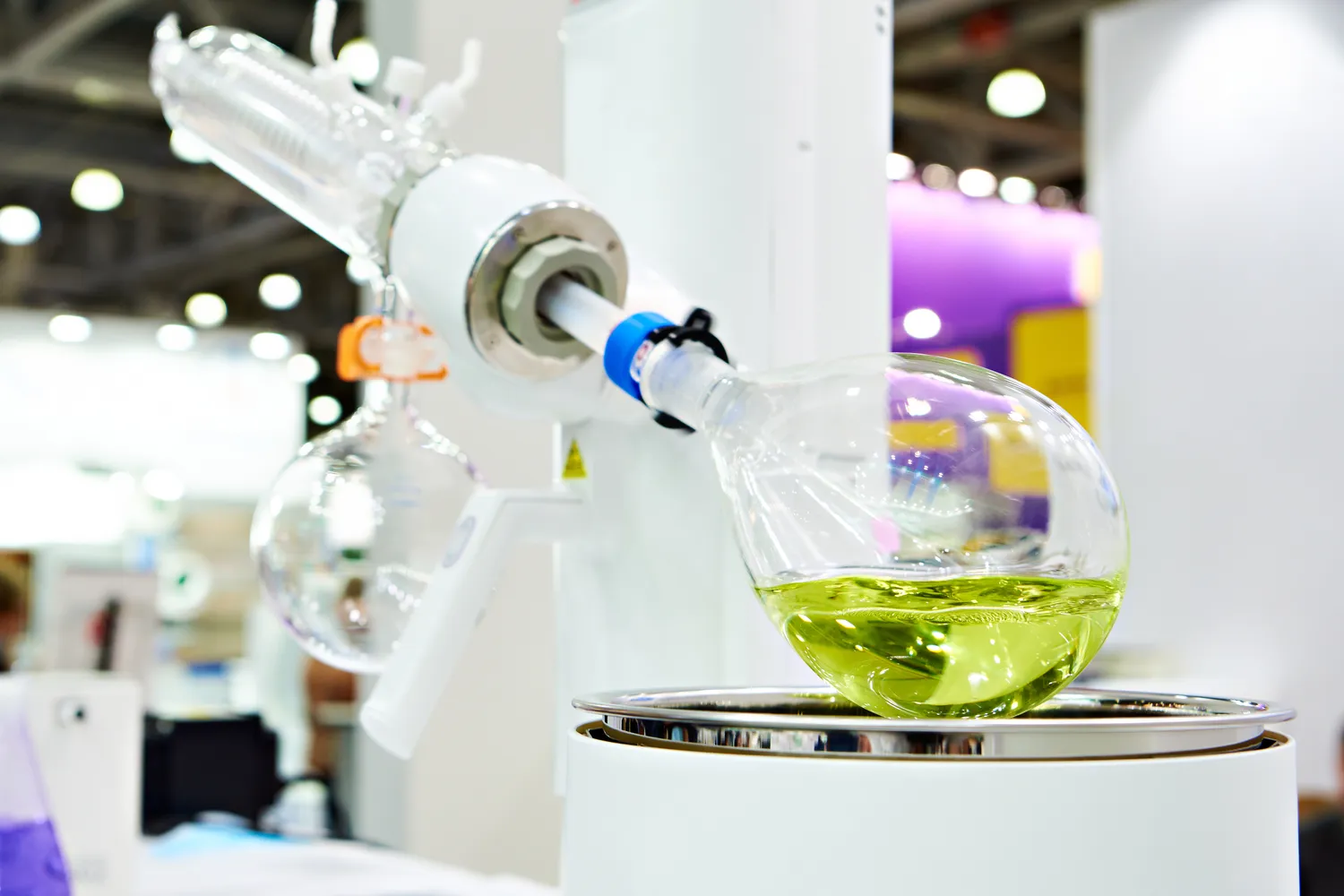 Przemysł zaawansowanych technologii co to jest?