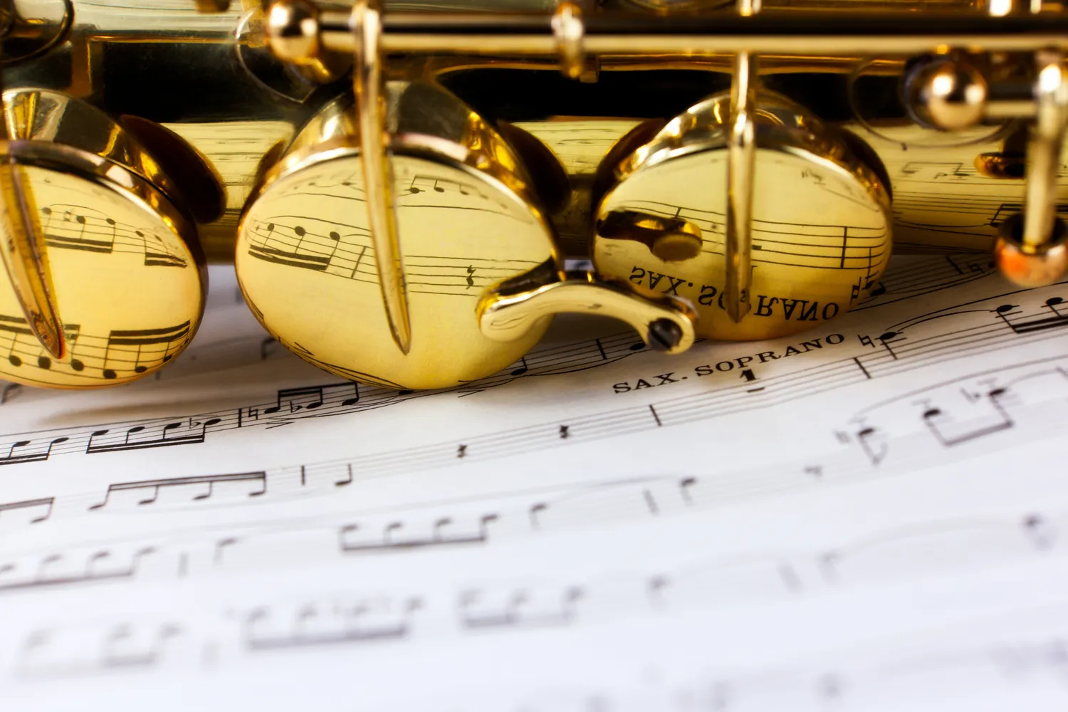 Jaki saksofon tenorowy kupić?